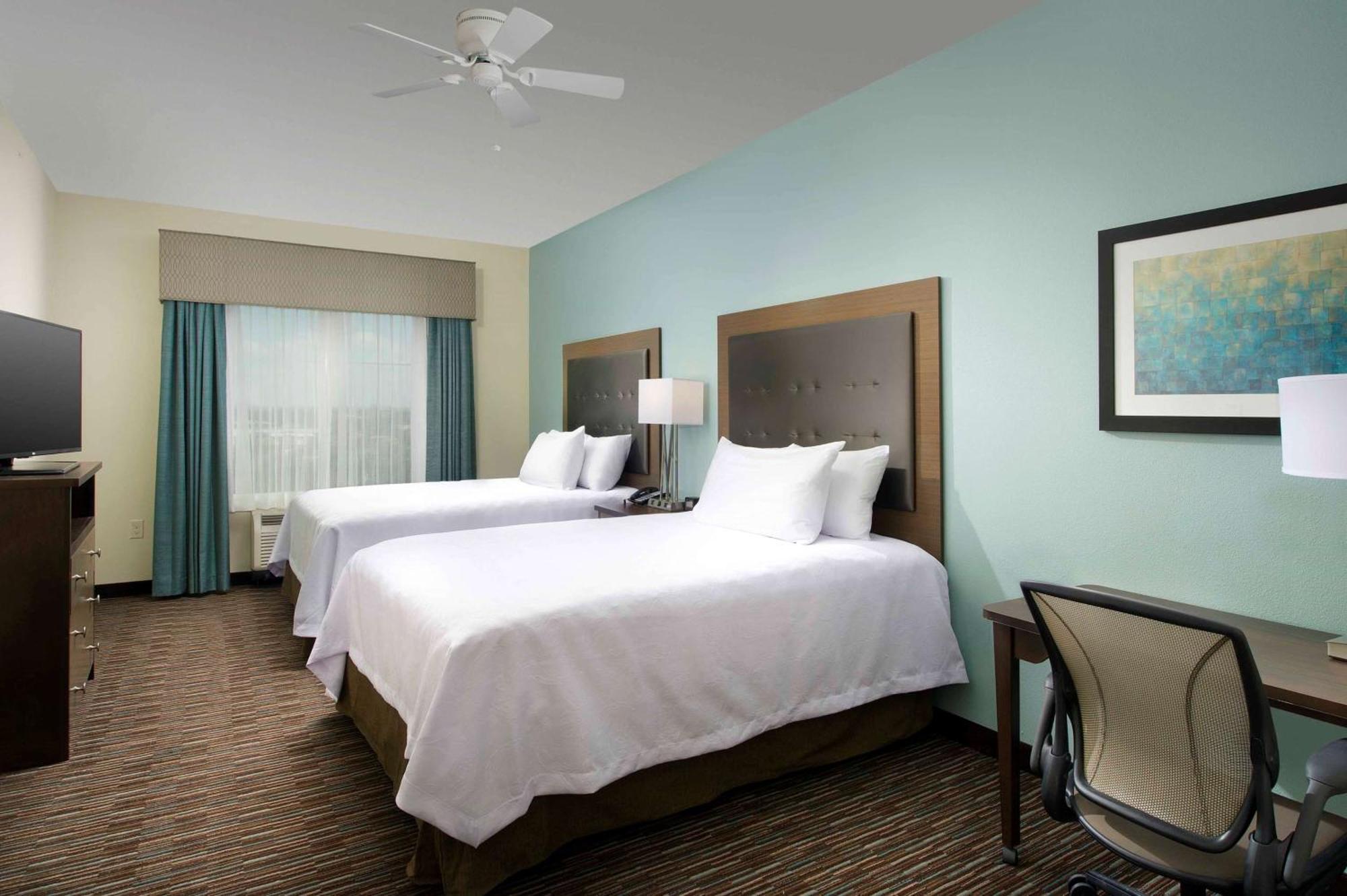 Homewood Airport 3*